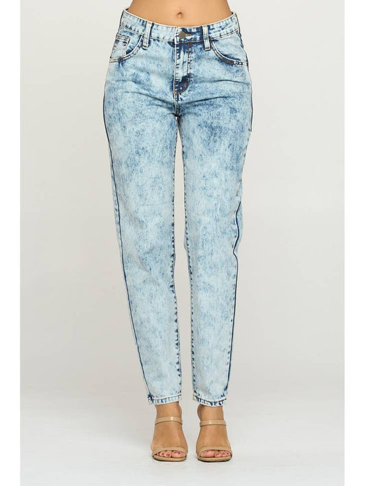 Straight Leg Boyfriend Jean