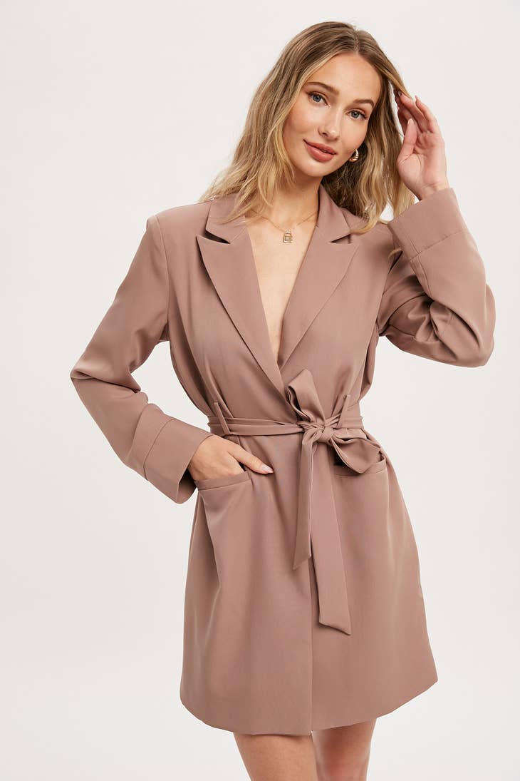 BELTED OVERSIZE BLAZER